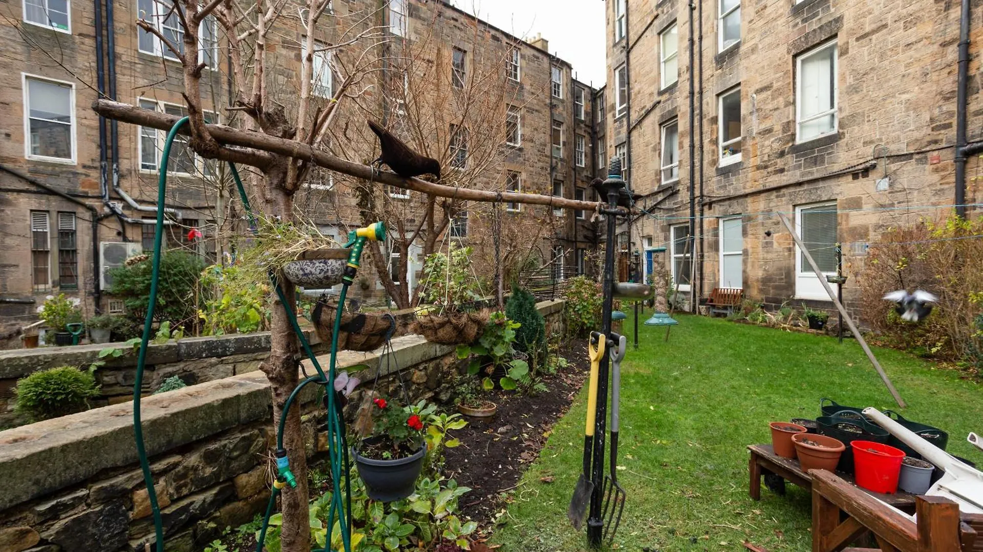 Spacious 2 Bedroom House Near The Meadows Edinburgh 0*,  United Kingdom
