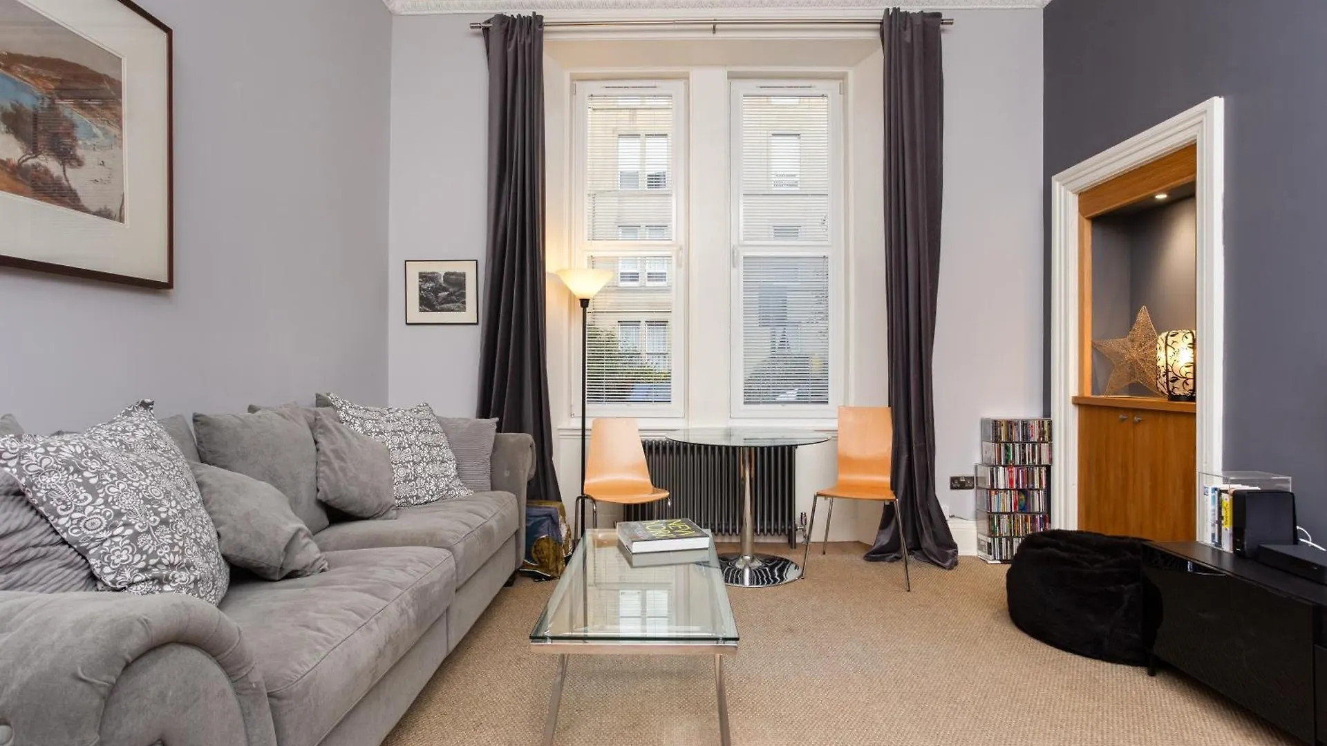 Spacious 2 Bedroom House Near The Meadows Edinburgh Apartment